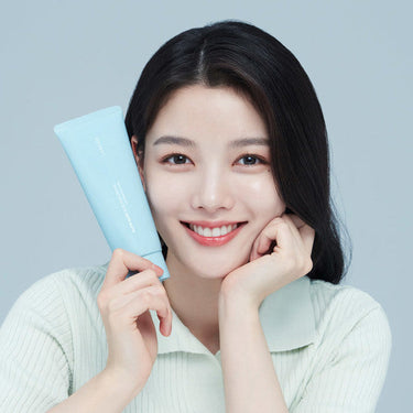 LANEIGE Water Bank Blue Hyaluronic Cleansing Foam 150g - CUTIPOP