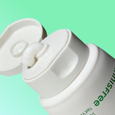 INNISFREE Green Tea Amino Hydrating Cleansing Foam 150g
