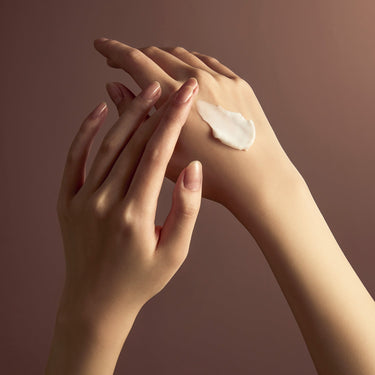 Dear Dahlia Skin Paradise Sheer Soft Hand Cream 50ml - CUTIPOP
