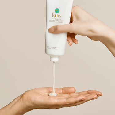 BANILA CO AGA Glow Facial Cleanser 130ml - CUTIPOP