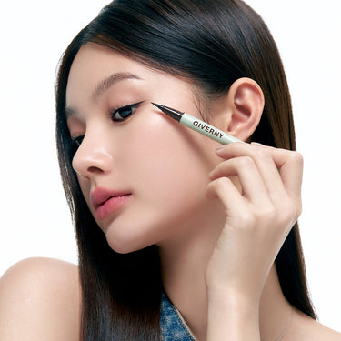 Giverny Milchak Pen Liner 0.6g [3 Colors]