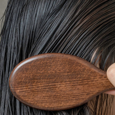 Curlyshyll Scalp Relaxing Brush