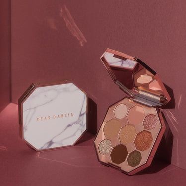 Dear Dahila Timeless Bloom Collection Palette 9.8g - CUTIPOP