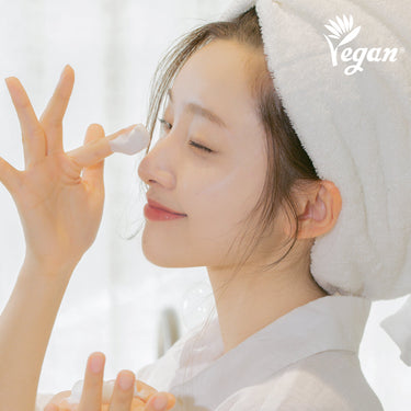 ETUDE Veware Vegan Whipping Cleanser AniMelodic
